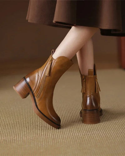 Noreen™ | Black leather boots with a comfortable heel, elegant and timeless