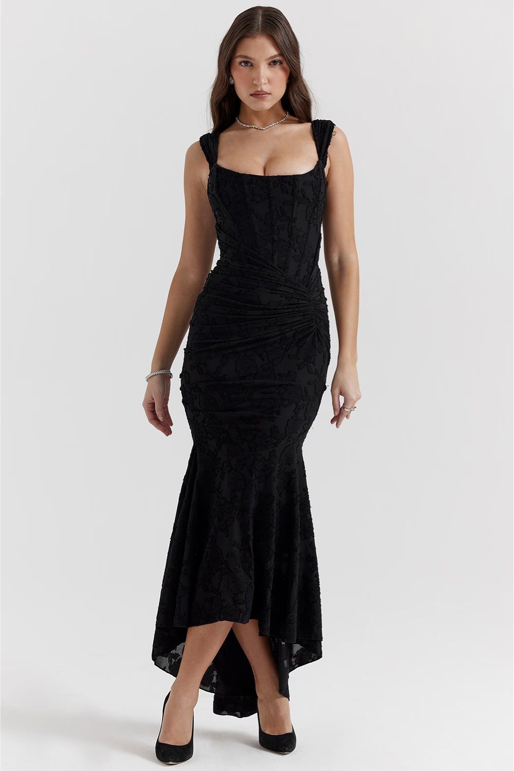 Emira - The Perfect Dress for Unforgettable Occasions