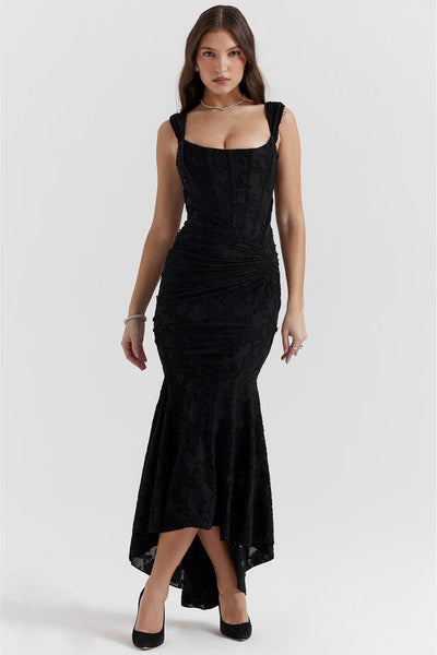 Emira - The Perfect Dress for Unforgettable Occasions