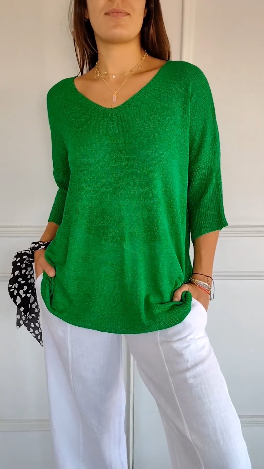 Saya™ | Solid Color Knitted V-Neck Top