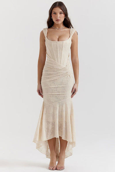 Emira - The Perfect Dress for Unforgettable Occasions