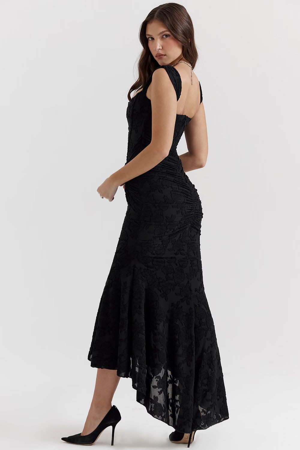 Emira - The Perfect Dress for Unforgettable Occasions