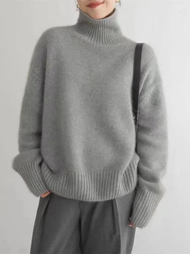 Isabella | Comfortable Cashmere Turtleneck