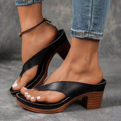 Aurelia™ | Ultra Comfortable Sandals with A Chunky Heel