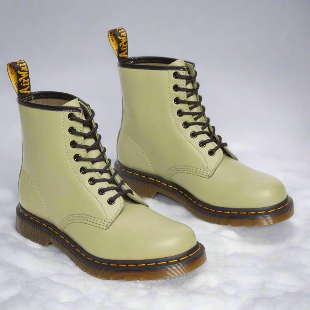 Marten | Elegant Vintage Boots