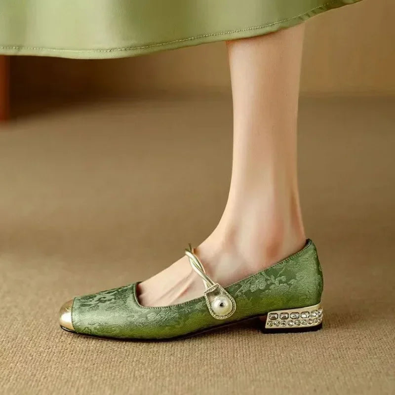 Cilia™ | Sandals with Refined Details & Absolute Comfort