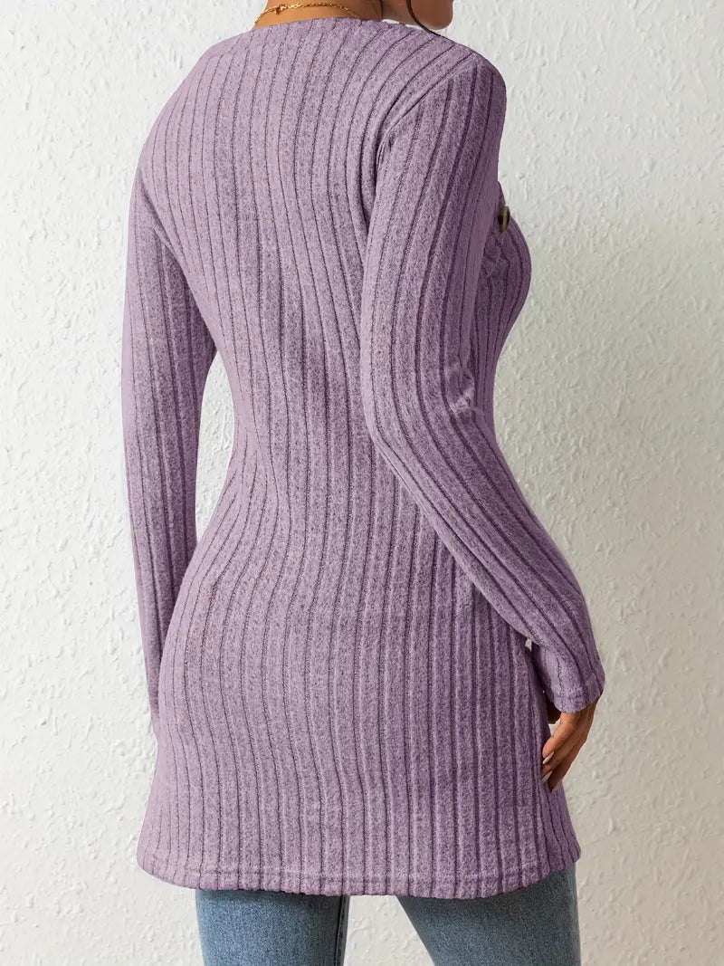 Julia | Top with Buttons and Ribbed Texture