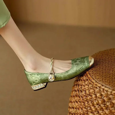 Cilia™ | Sandals with Refined Details & Absolute Comfort