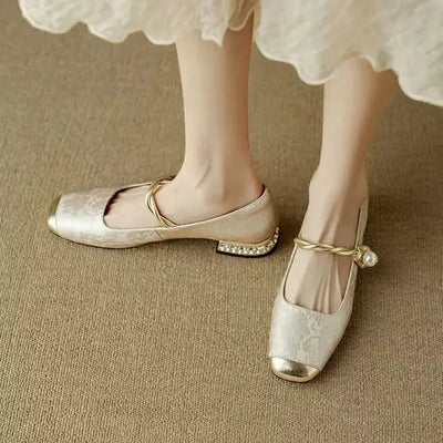 Cilia™ | Sandals with Refined Details & Absolute Comfort