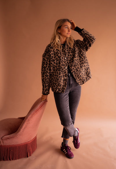 Luna™ | Trendy Jacket with Leopard Print